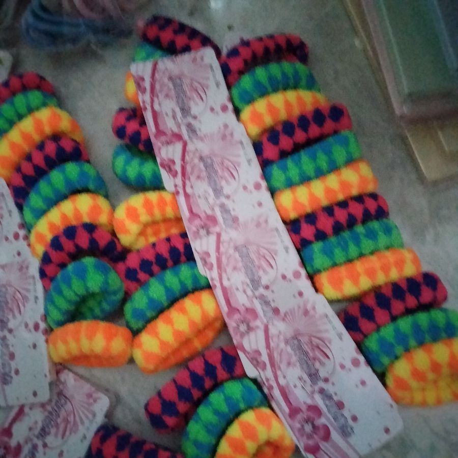 ikat rambut 