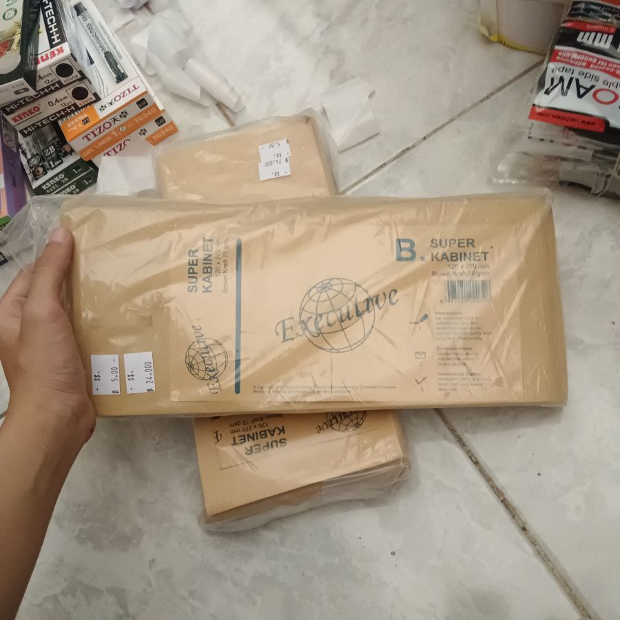 Amplop Coklat