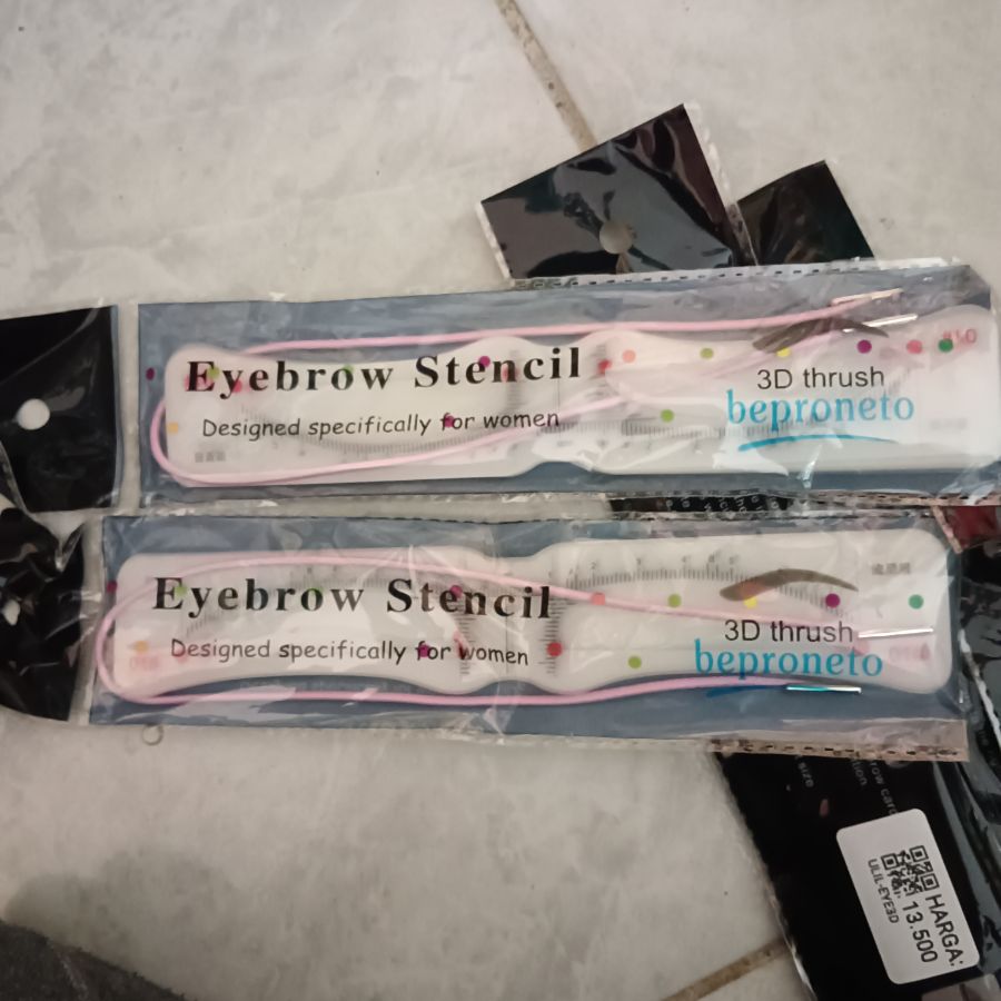 Eyebrow Stencil