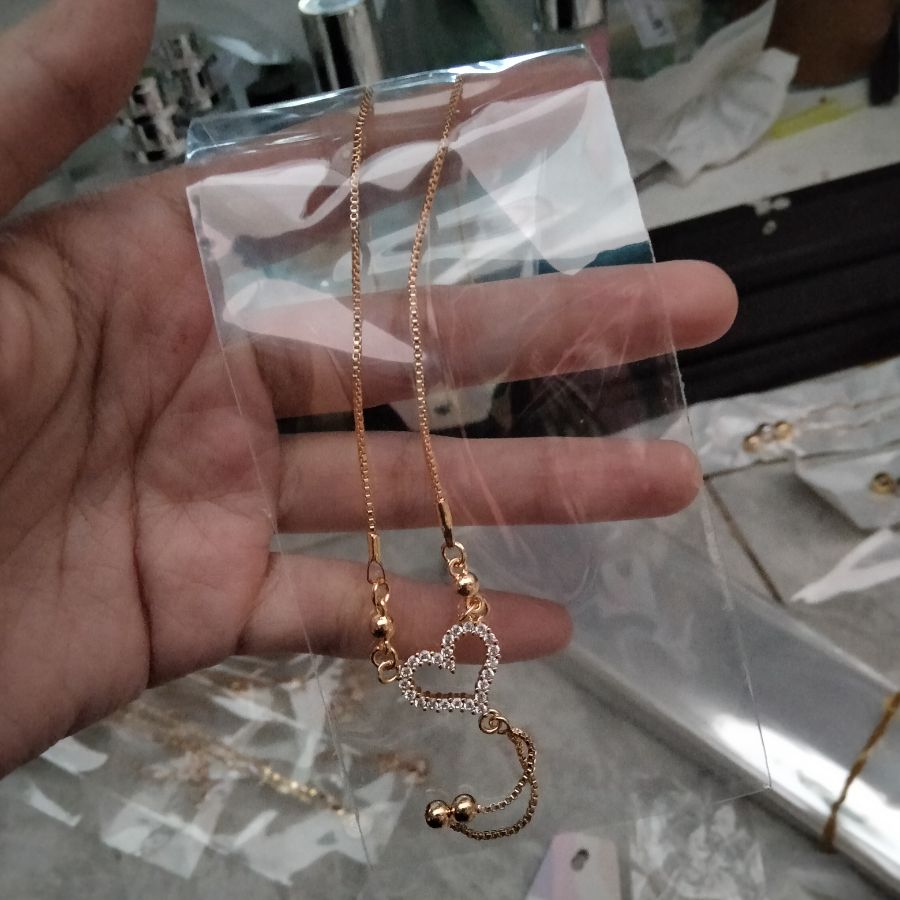 kalung titanium 