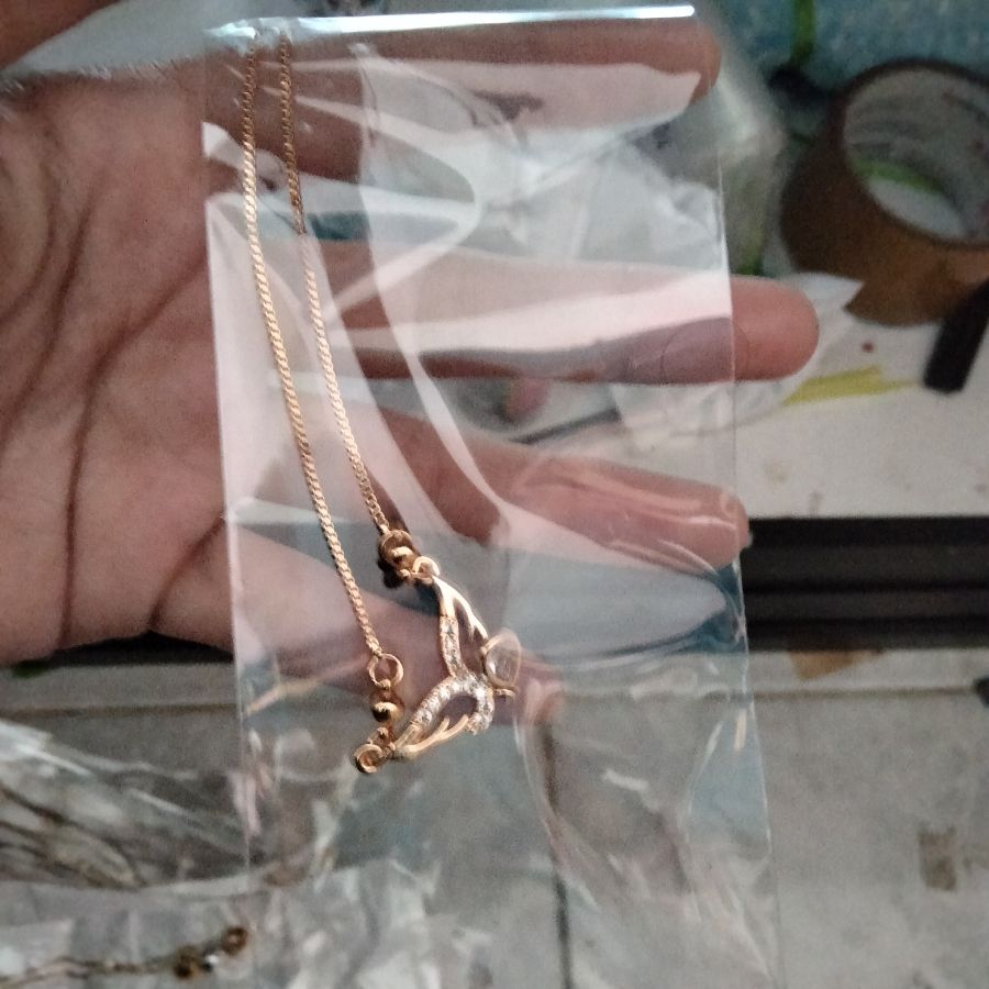kalung titanium 