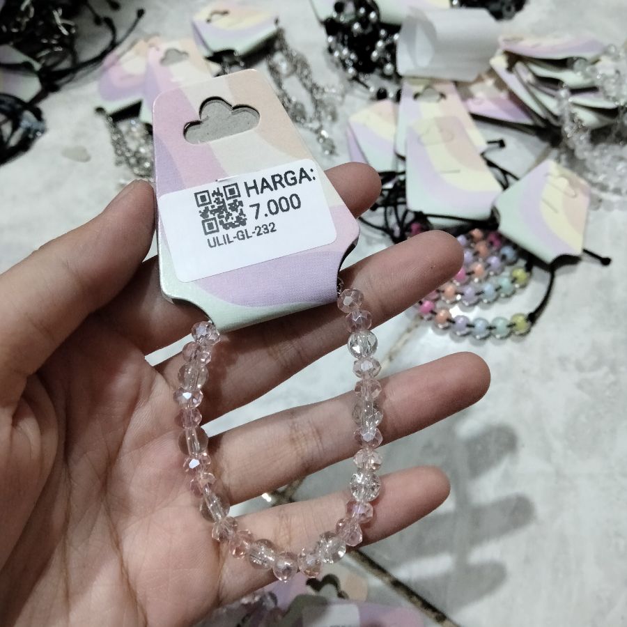 gelang mote