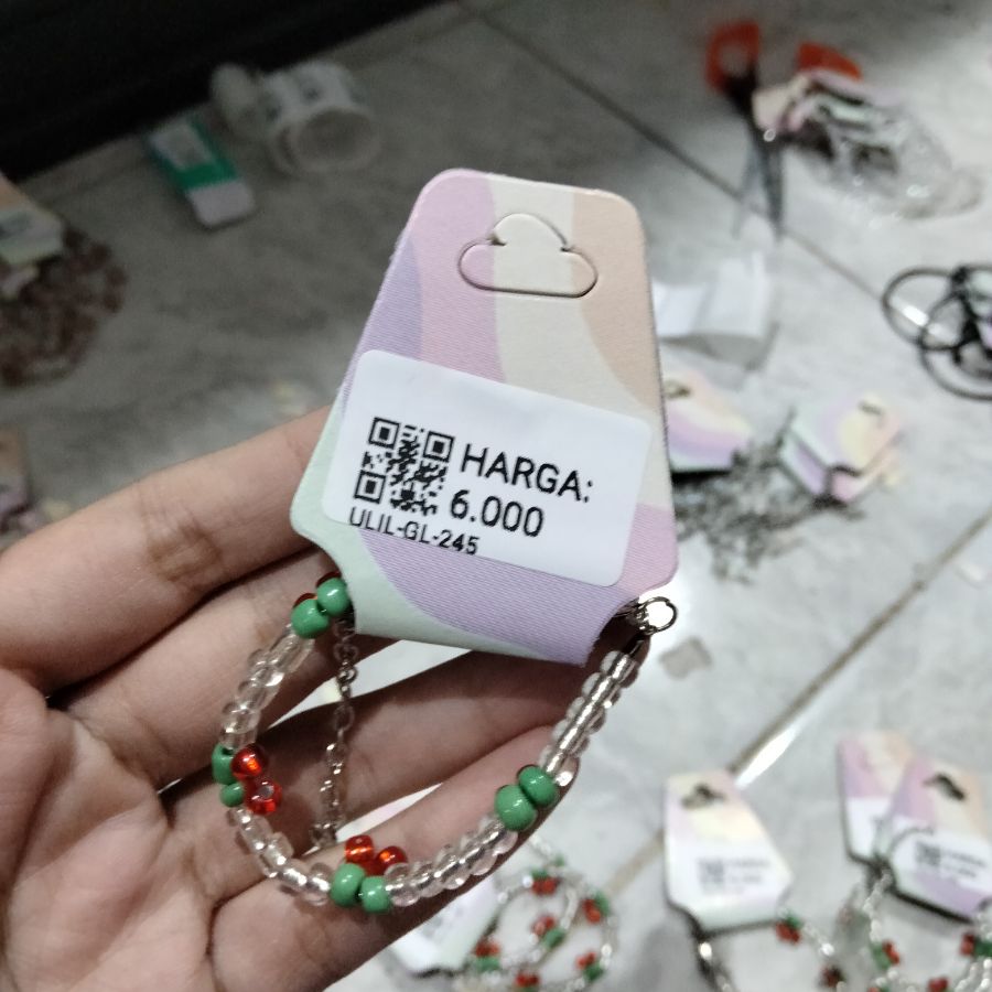 gelang mote