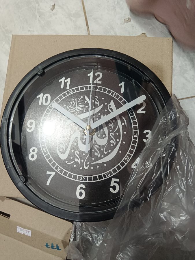 Jam Dinding 