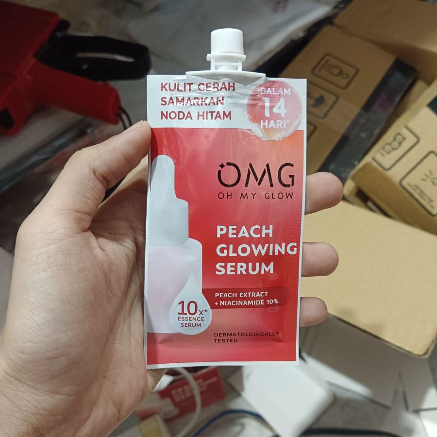 OMG Peach Glowing Serum