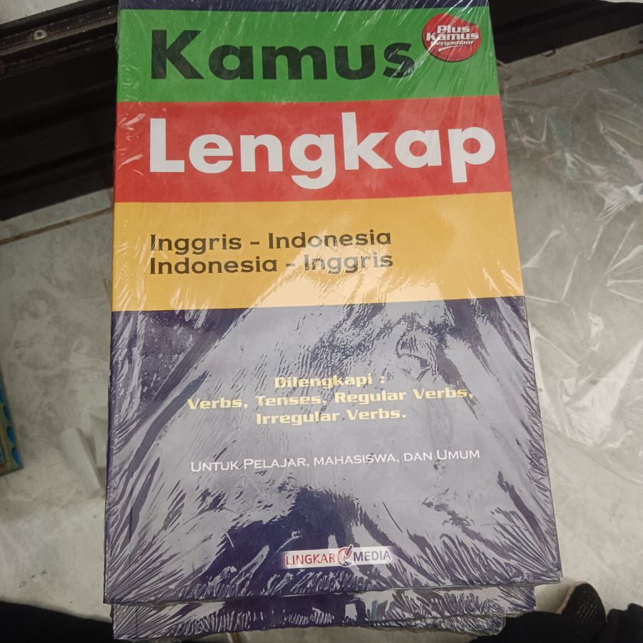 Kamus Lengkap Plus Kamus