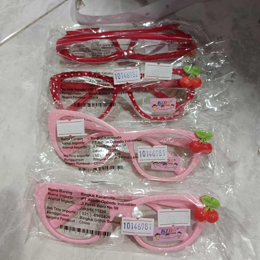 Kacamata Anak