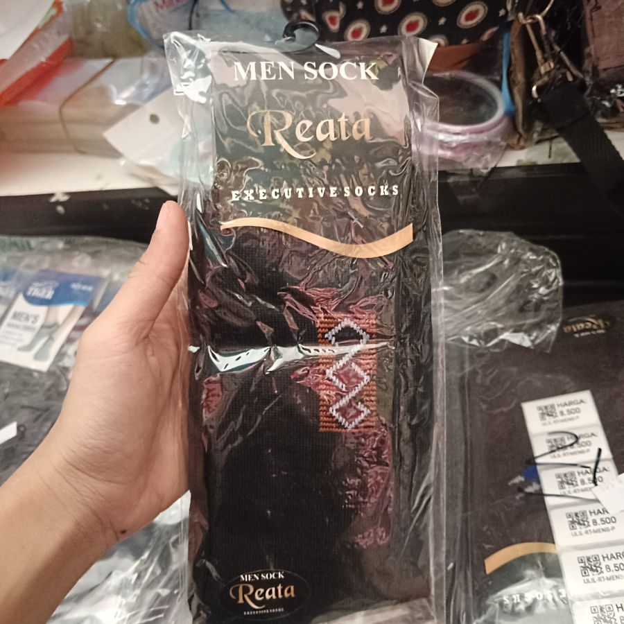 Kaos Kaki Reata Men