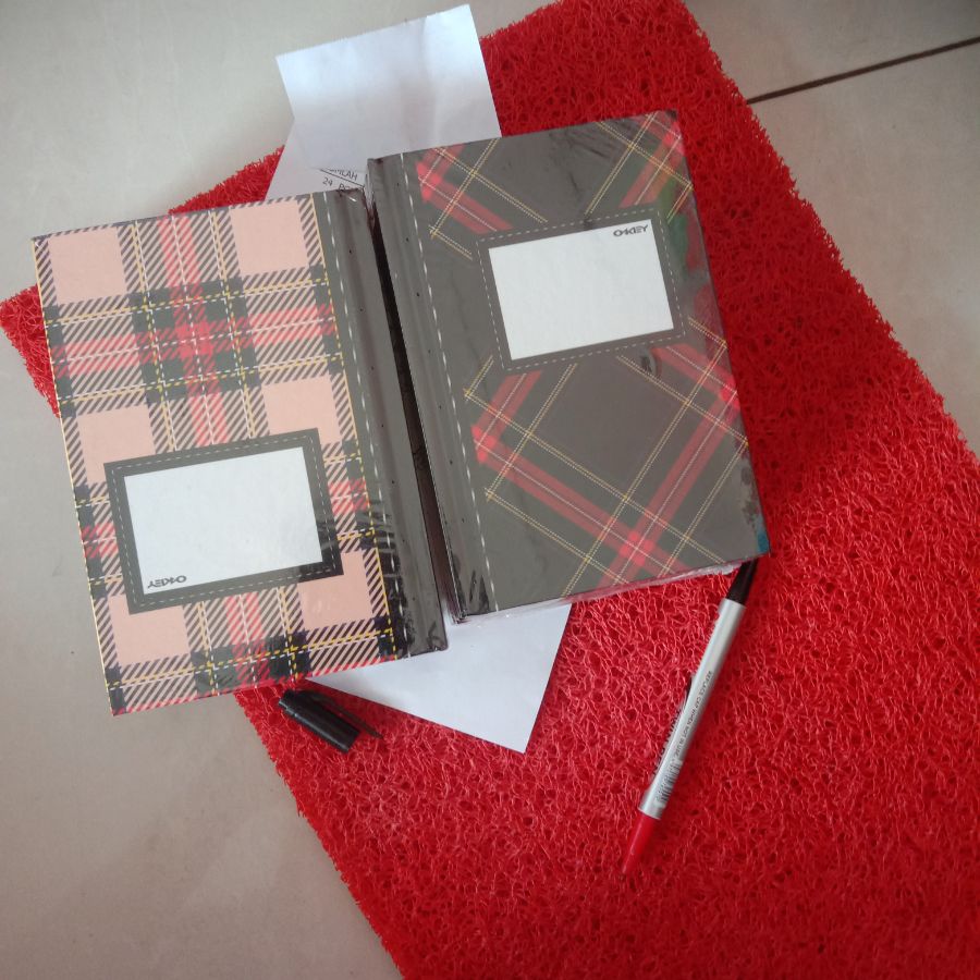 BUKU OKTAVIA 100 OKEY