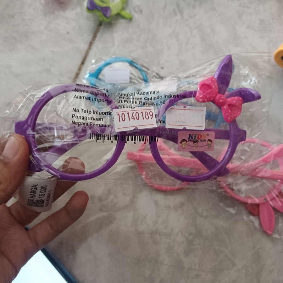 Kacamata Anak