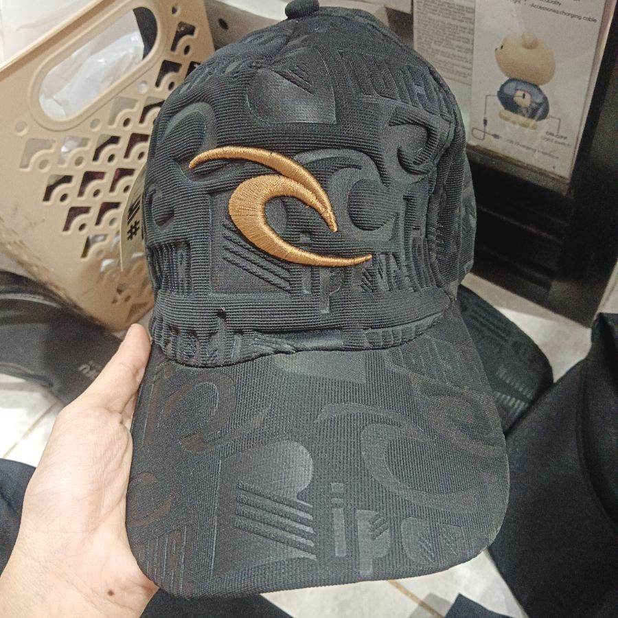 Topi