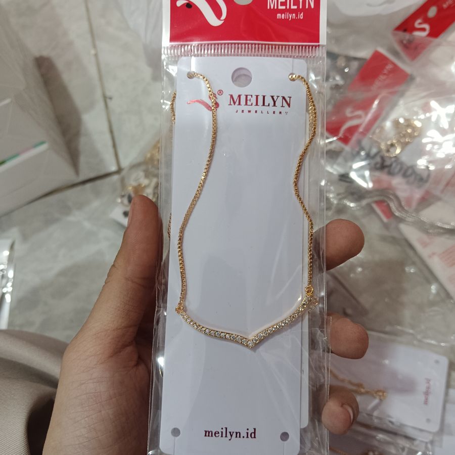 Kalung Meilyn 