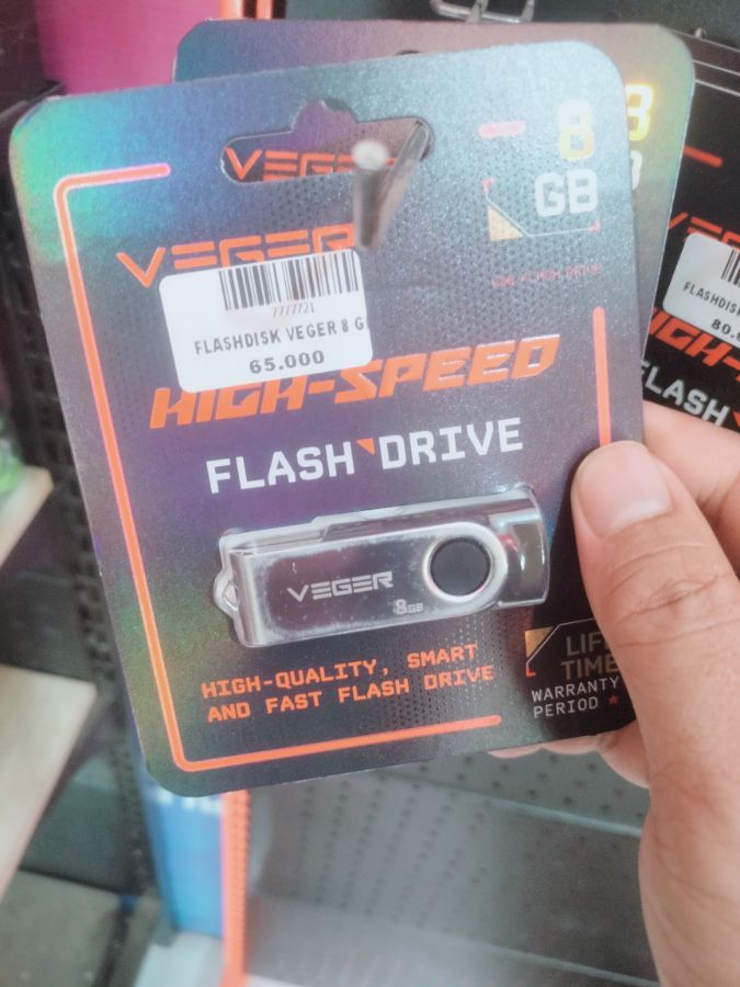 FLASHDISK VEGER 8 GB