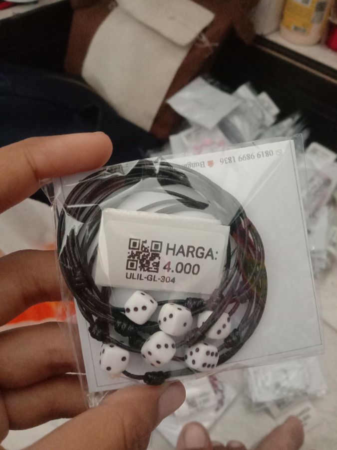 Gelang Tali Dadu