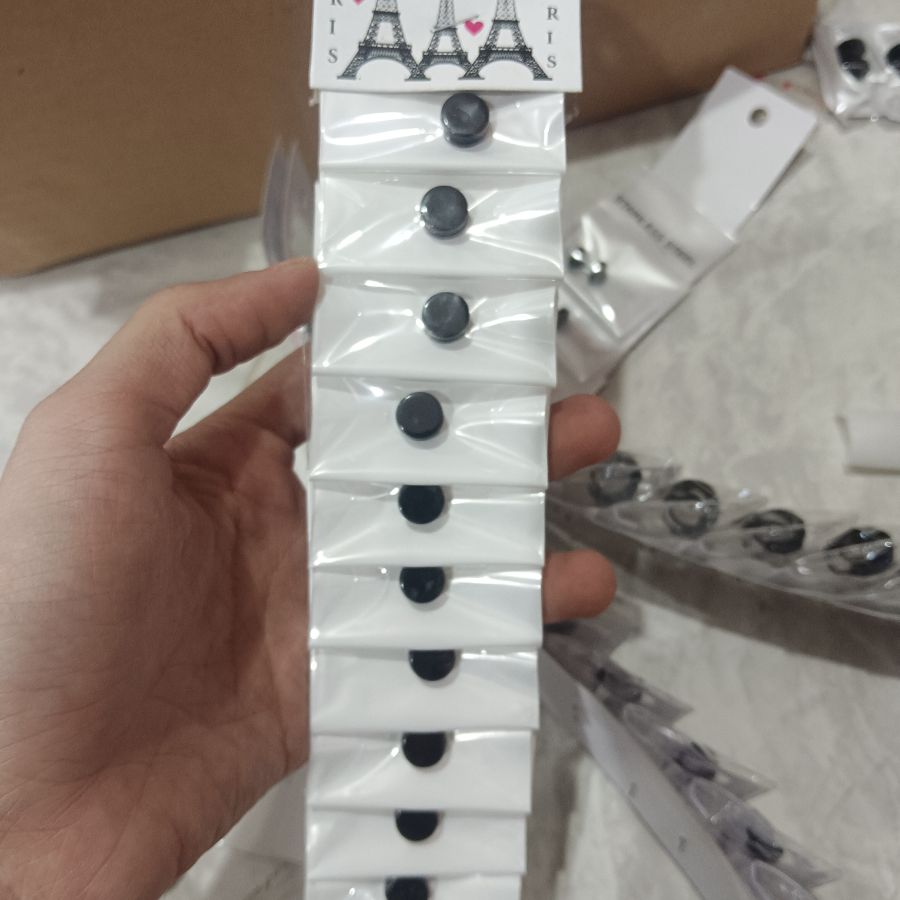 Tindik Magnet Kecik