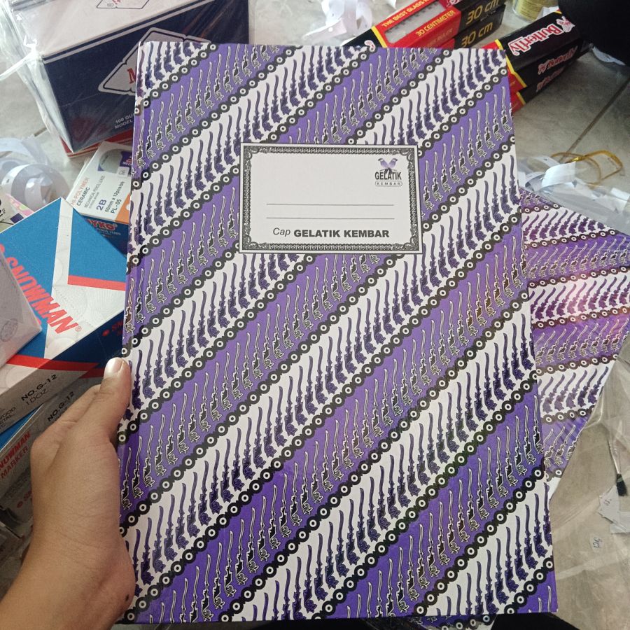 Buku Batik Gelatik Besar Isi 100