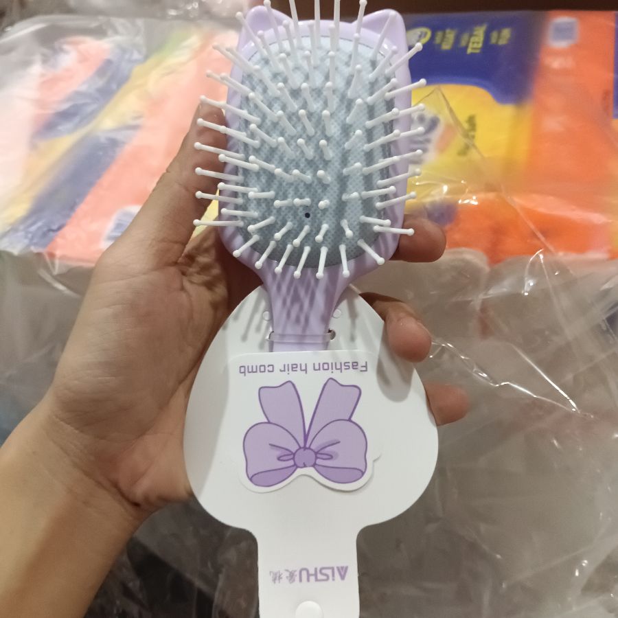 Sisir Oval Cat