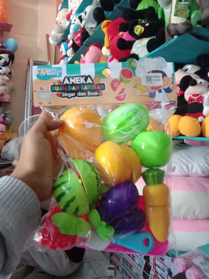 Mainan Aneka Buah Dan Sayuran