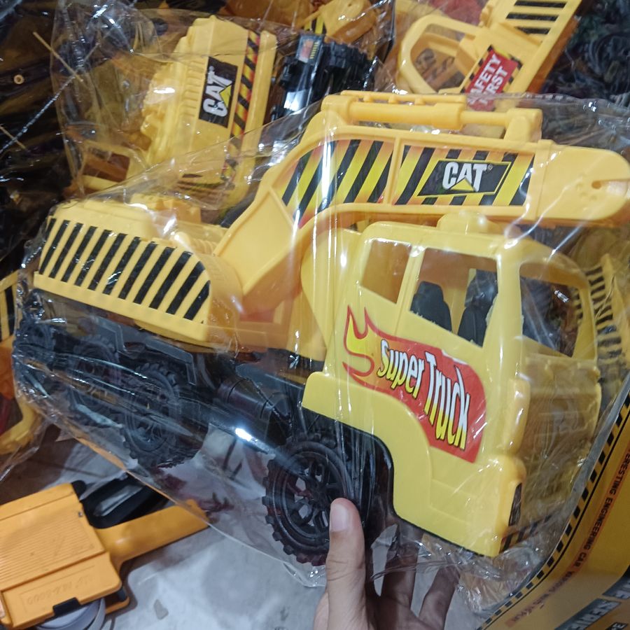 Mainan Truck Bego
