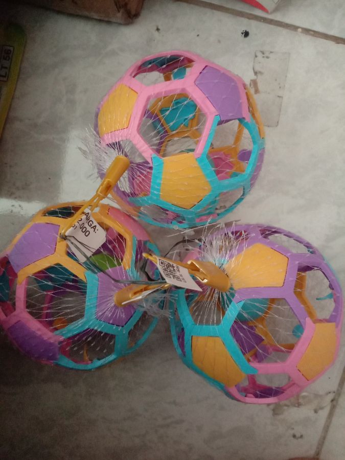 Mainan Bola Krincing