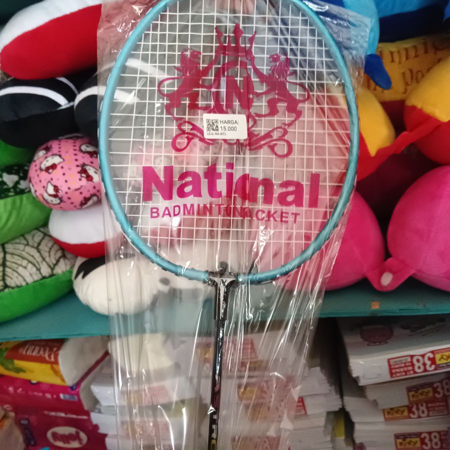 Raket Bulu Tangkis National