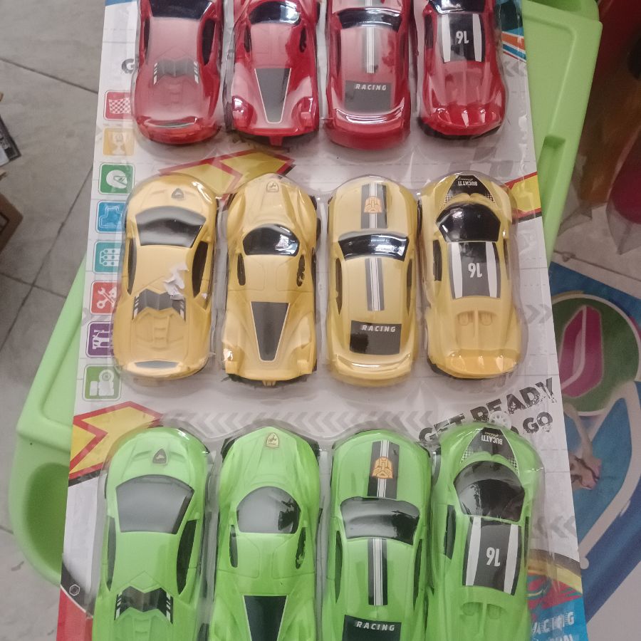 Mainan Mobil 