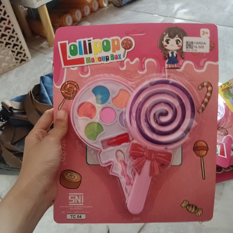 Lollipop Makeup 