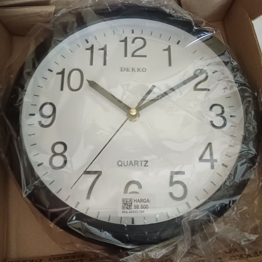 Jam Dinding Dekko
