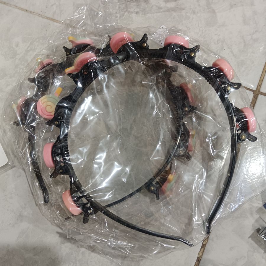 Bando Karakter Lolipop