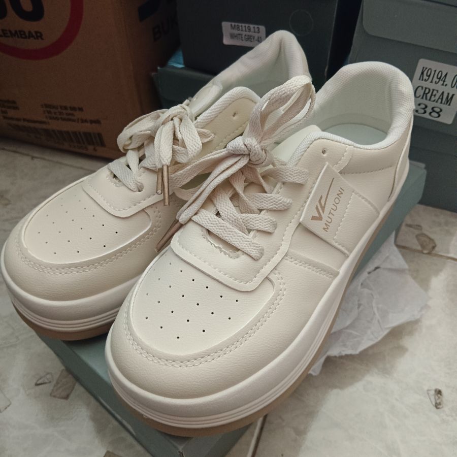 Sepatu Fashion Cani/38
