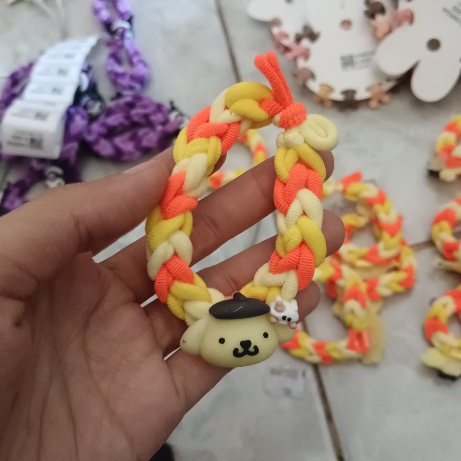 Ikat Rambut Pompurin