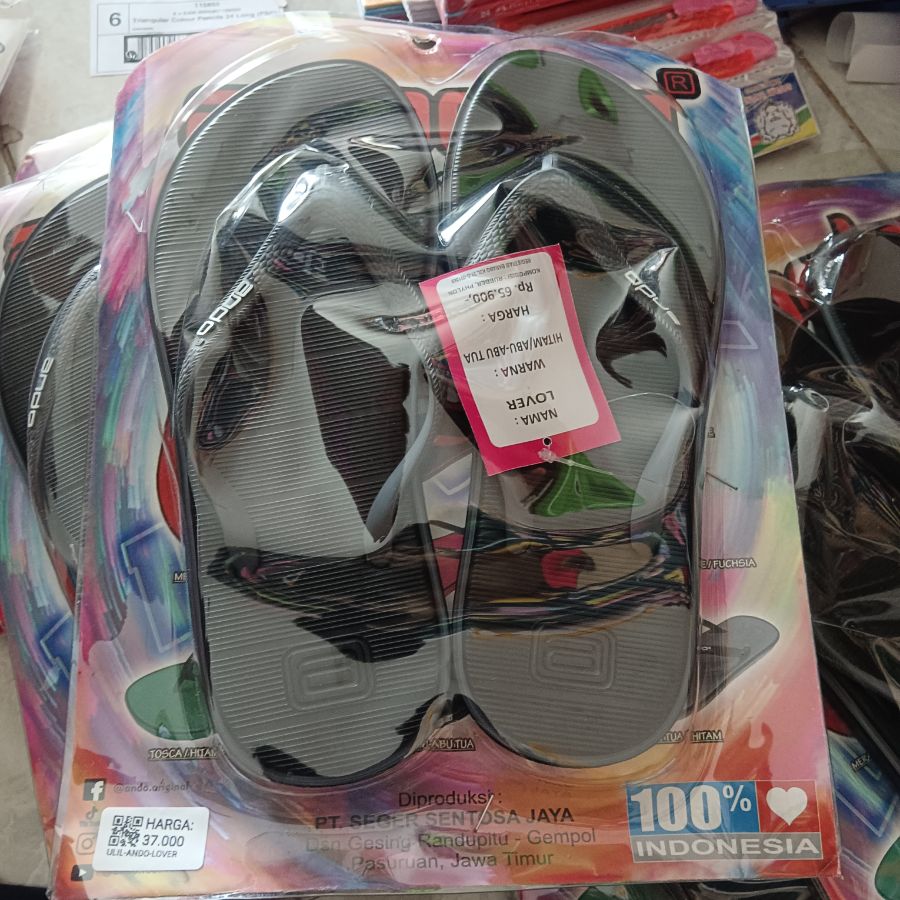 Ando Sandal Jepit Lover/Hitam
