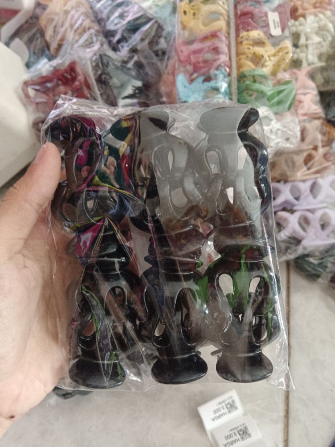 Jedai Gigi 3 Sedang/Hitam