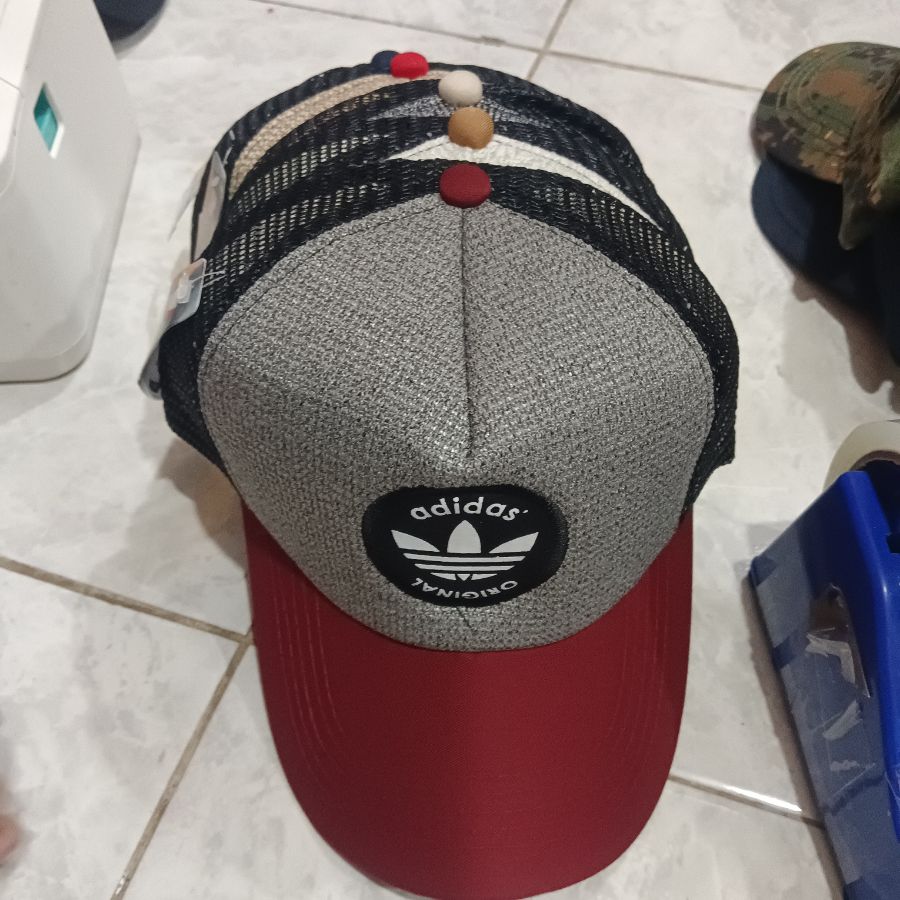 Topi Trucker