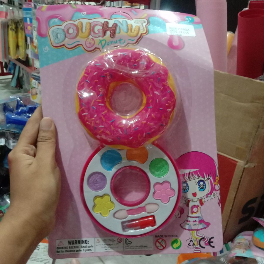 Make Up Doughnut