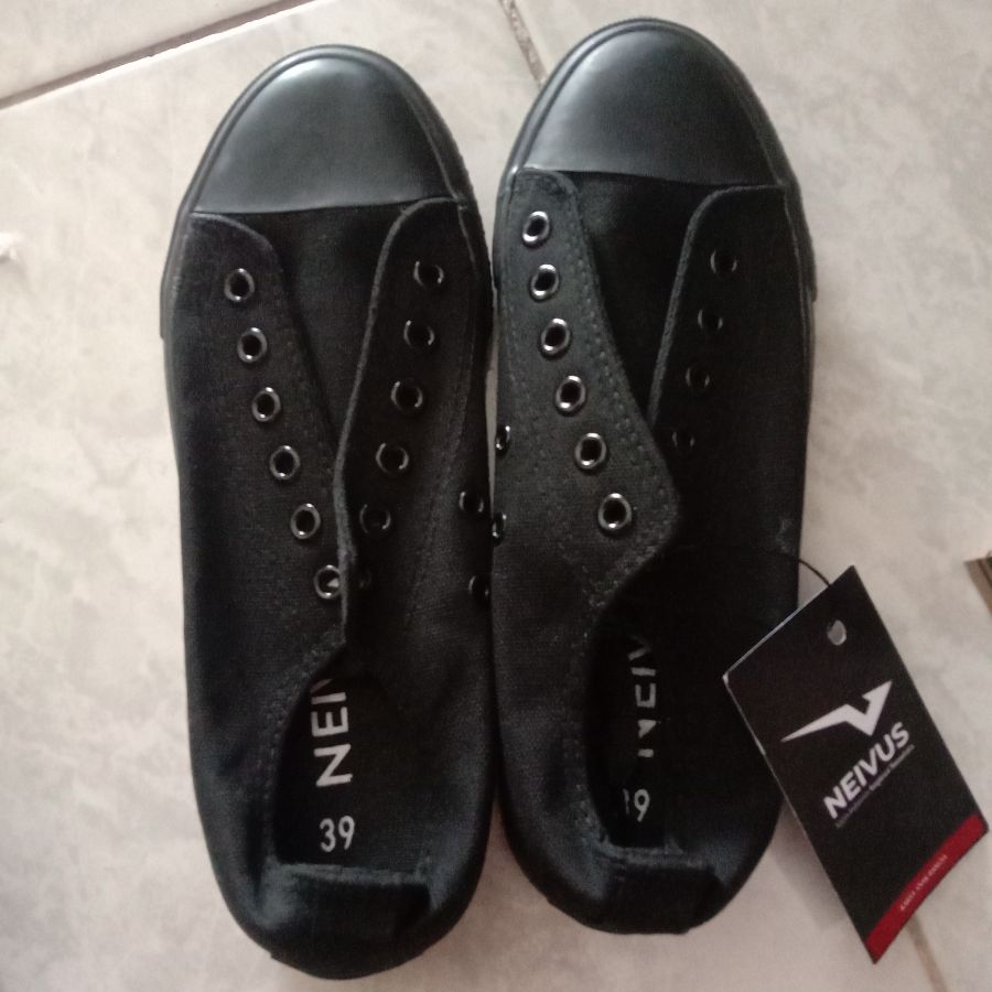 Neiveus Low All Black/42