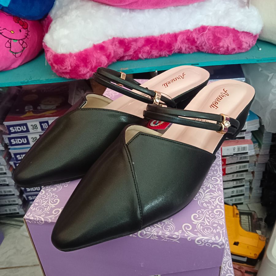 Araseli Heels Hitam/41