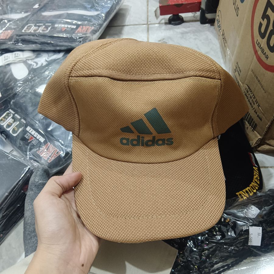Topi Baseball 