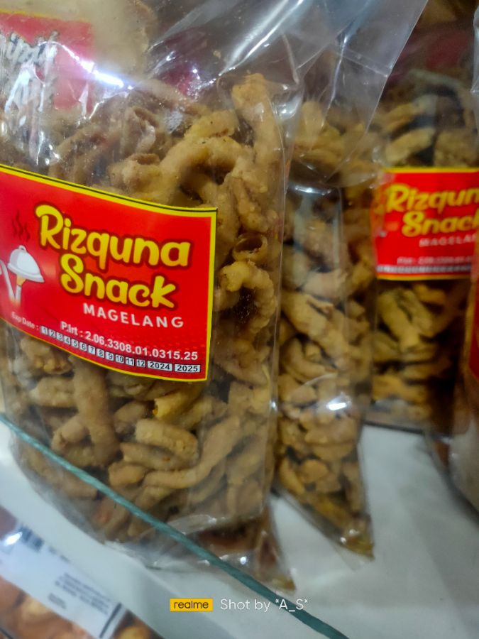 Keripik usus rizquna