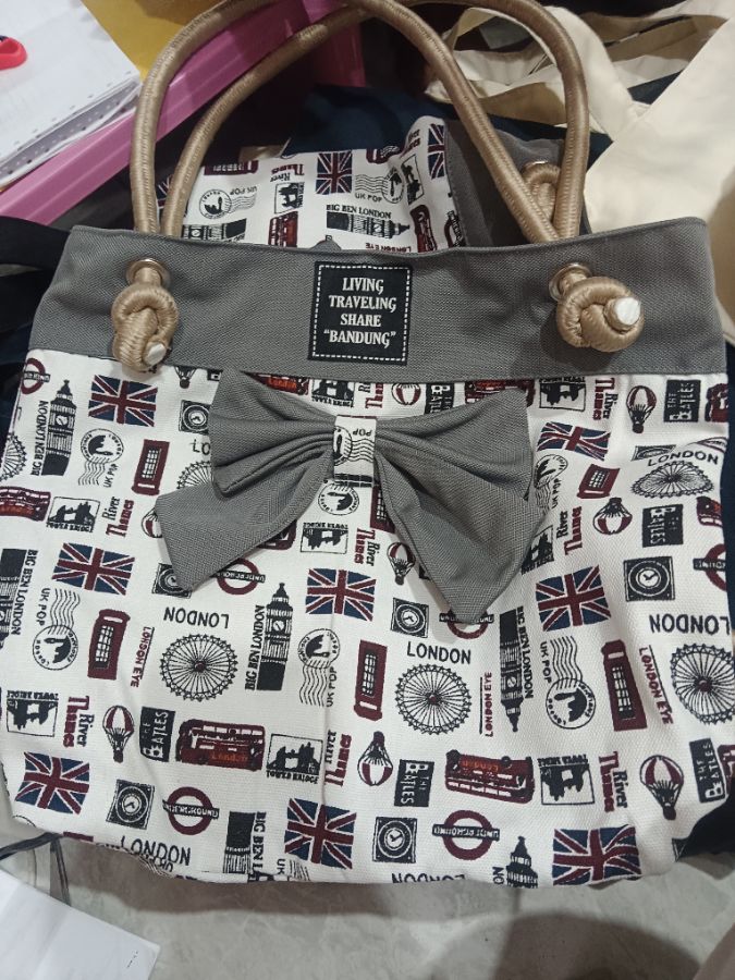 Totebag Pita