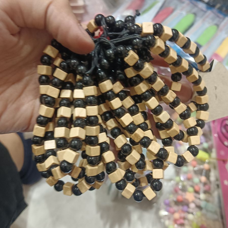 Gelang Manik