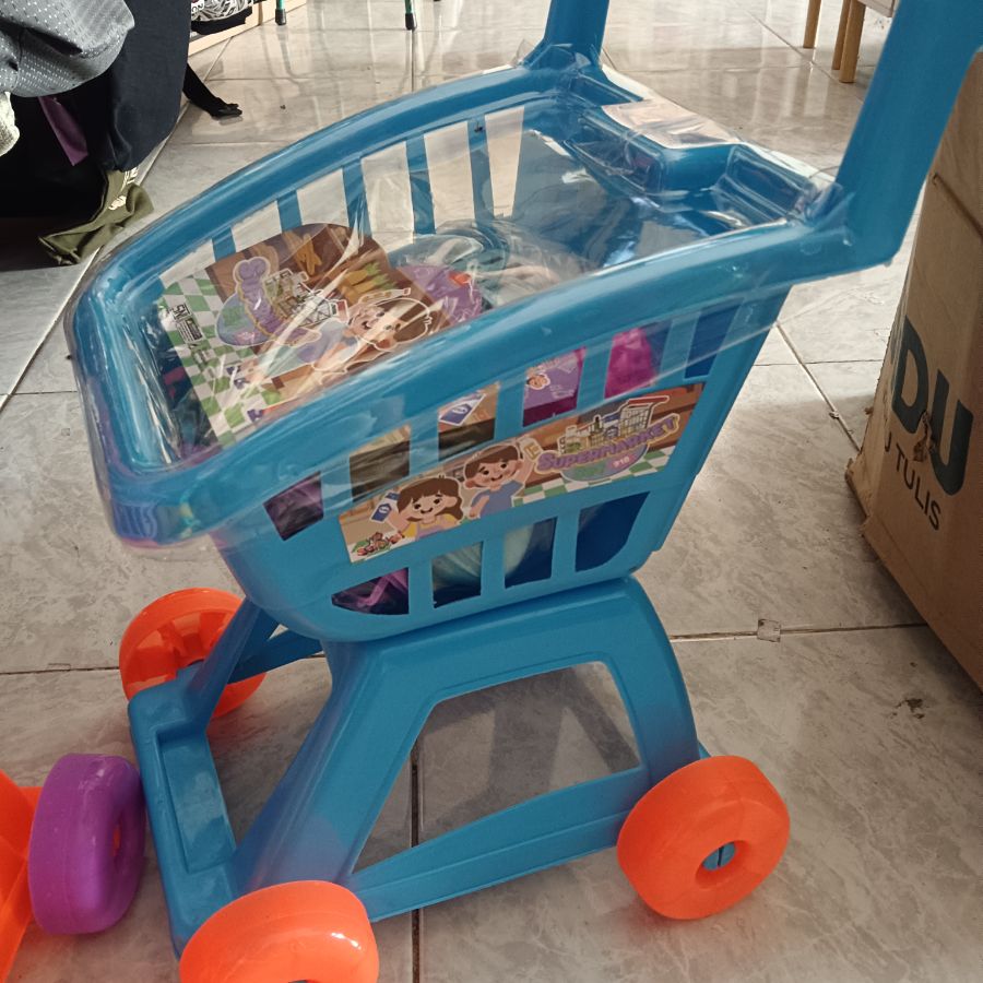 Supermarket Trolli
