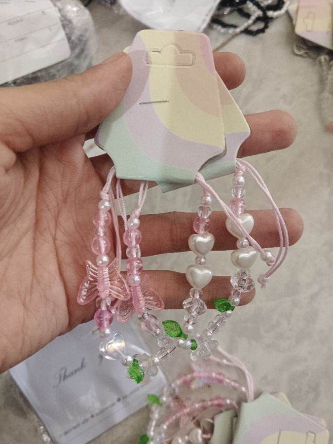 Gelang Manik Kupu