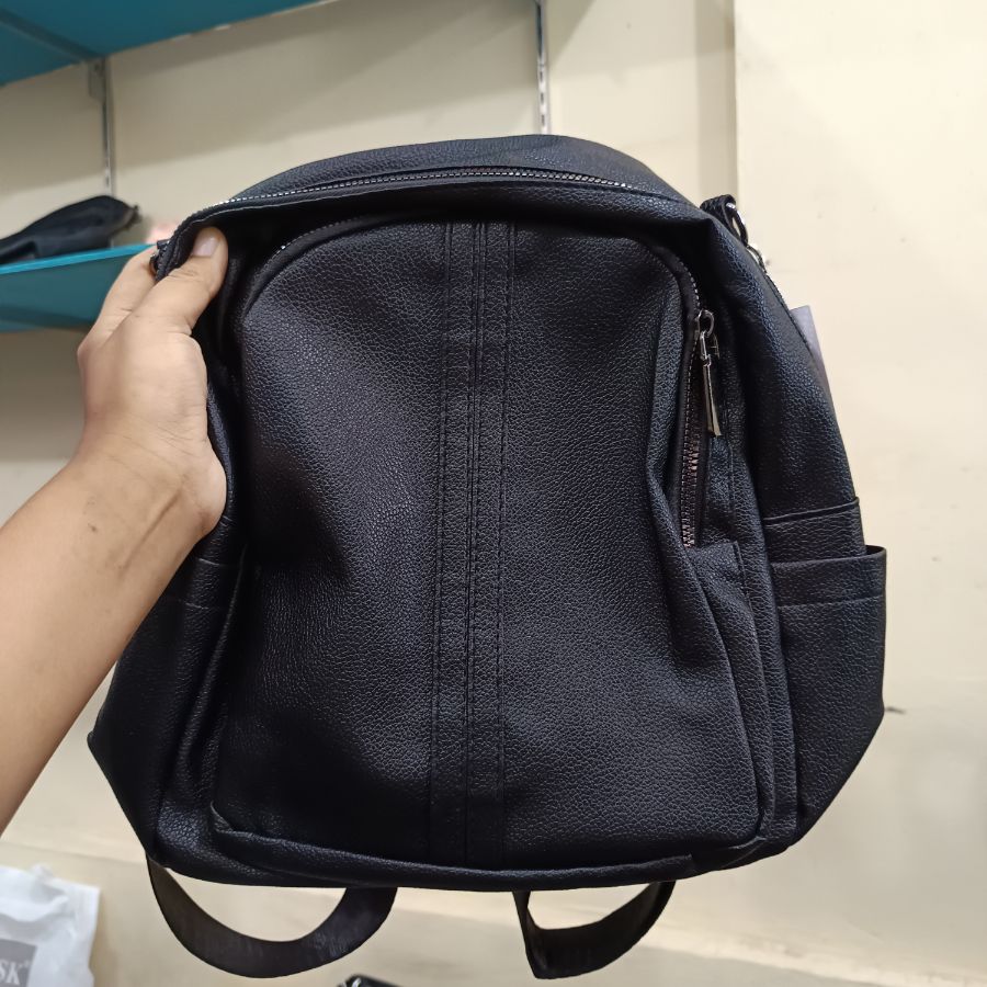Tas Ransel Wanita/Hitam