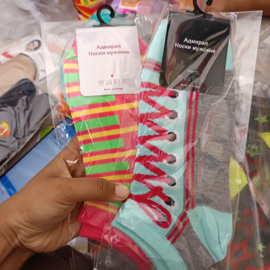 Kaos Kaki Fashion 