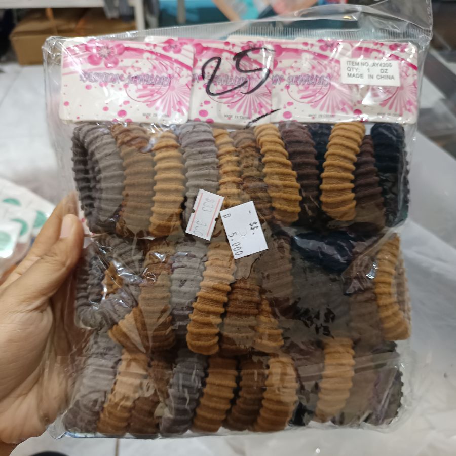 Ikat Rambut Set