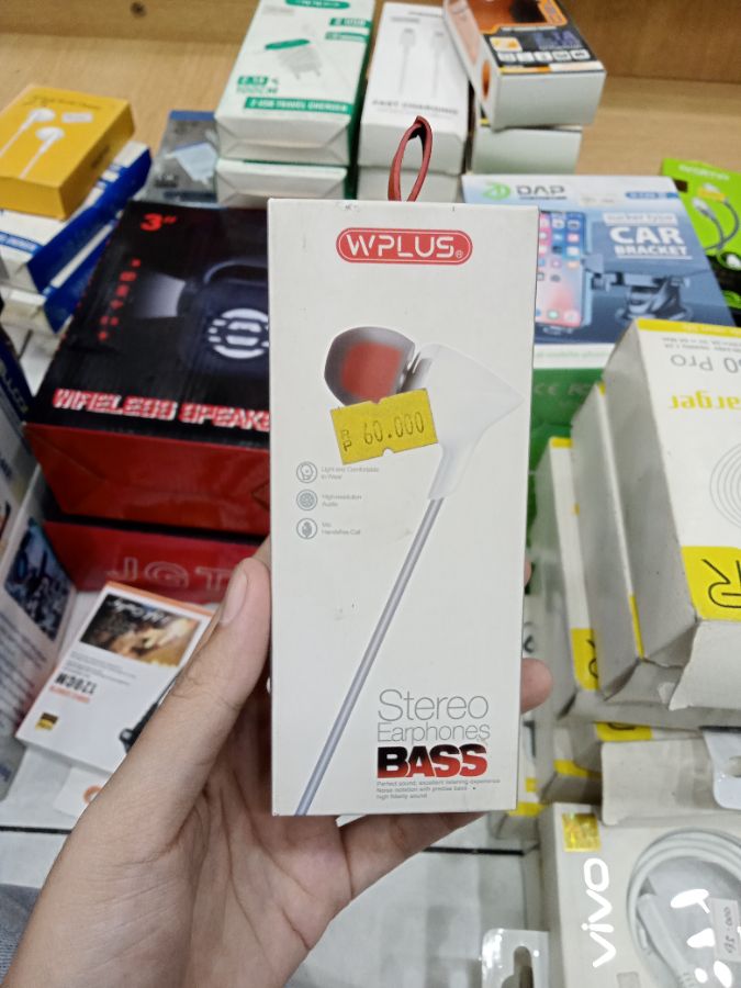 WPLUS Stereo Earphone 