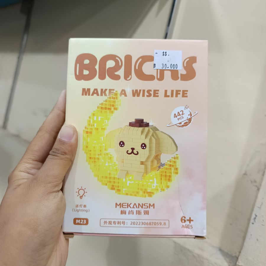 Bricks - Mainan - Bricks Lighting Sanrio
