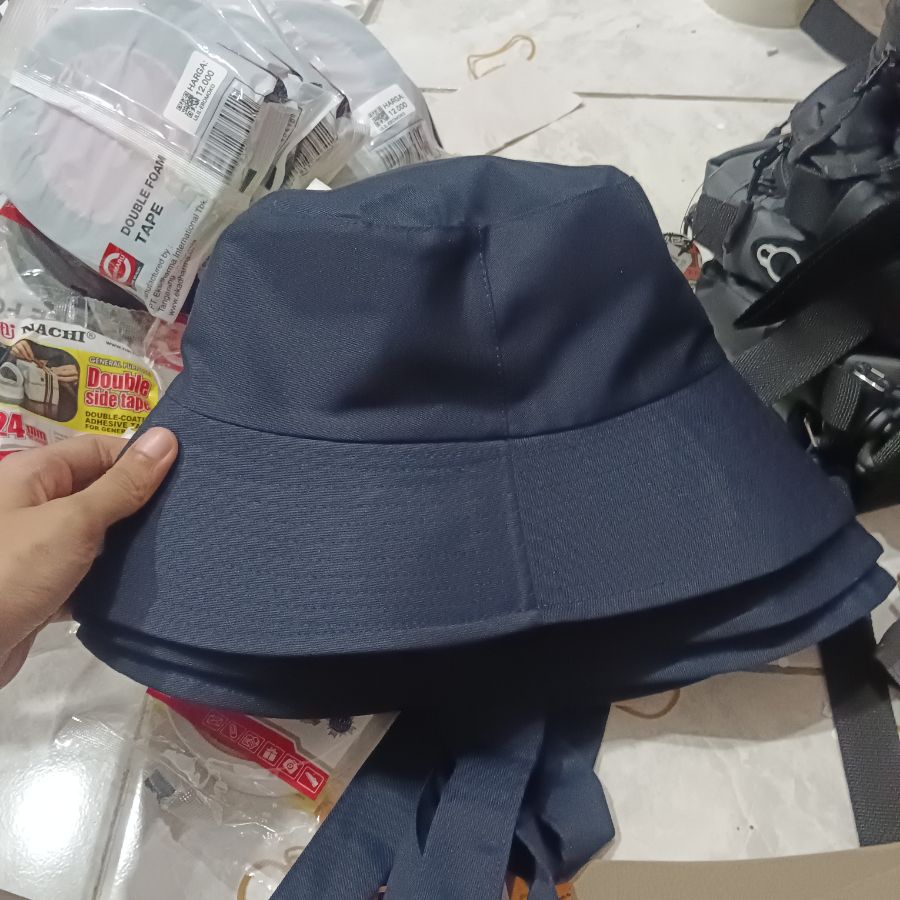 Topi Bucket Polos 