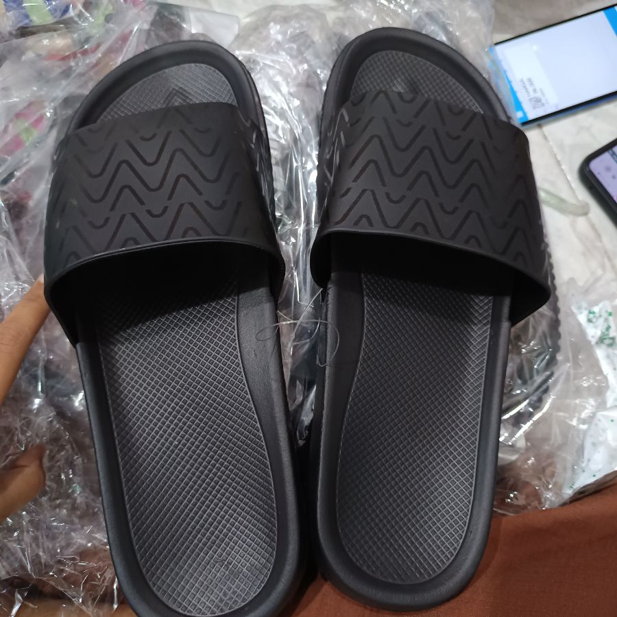G-Max Sandal Selop Pria